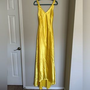 Lulu’s Classy Yellow Satin Strappy Maxi Dress (never worn)